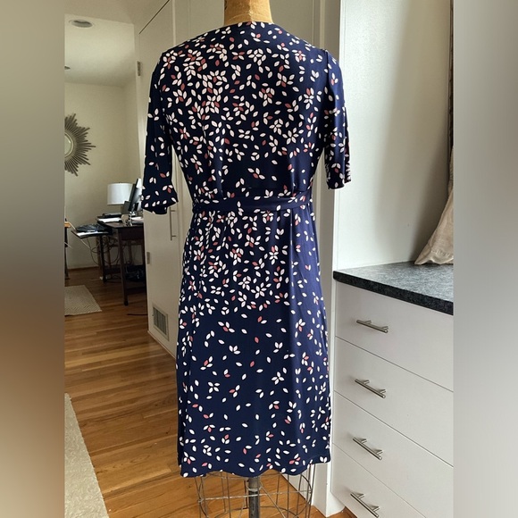 EUC Motherhood Maternity Blue Multi Wrap, Small - Picture 6 of 10